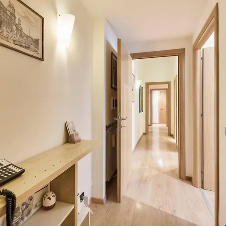 Via Umberto Apartament