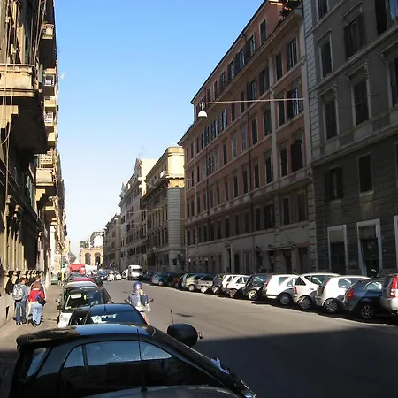 Via Umberto Apartmán *